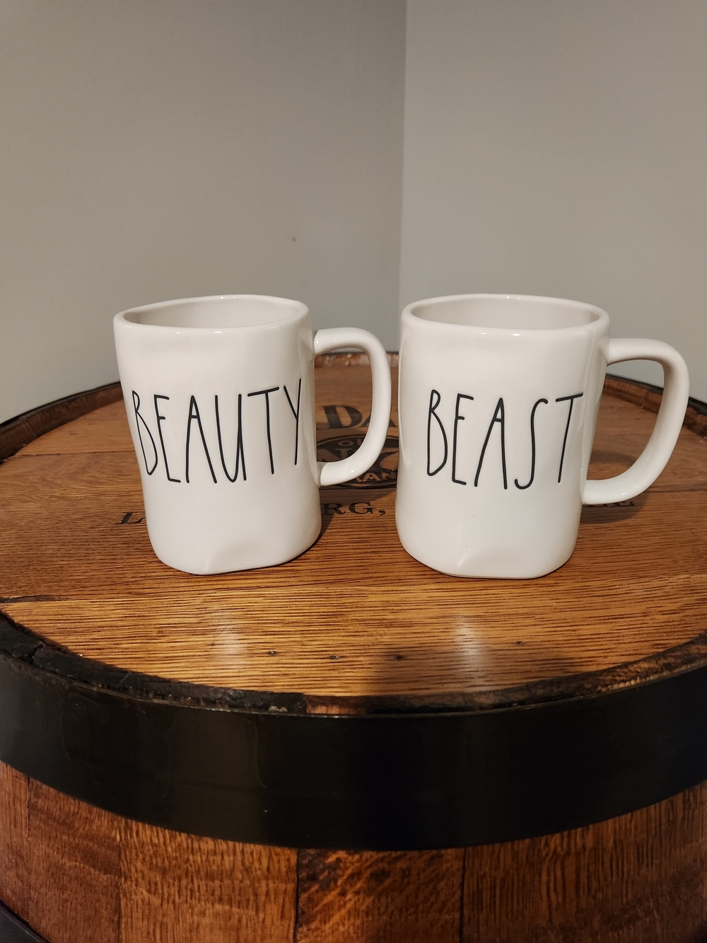 Rae Dunn Mug Set